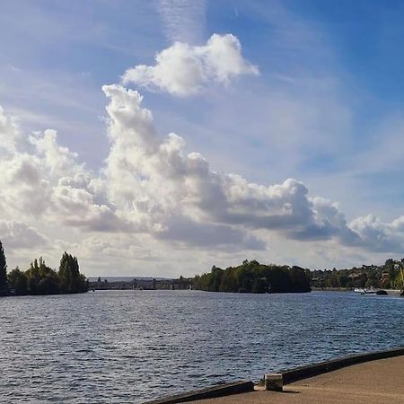 Studio Cosy Avec Vue Sur La Seine كونفلانز سانت أونورين المظهر الخارجي الصورة