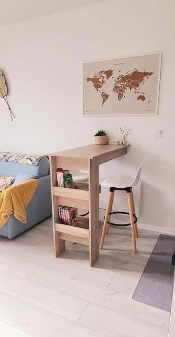 Studio Cosy Avec Vue Sur La Seine كونفلانز سانت أونورين المظهر الخارجي الصورة