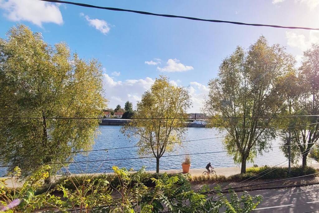 Studio Cosy Avec Vue Sur La Seine كونفلانز سانت أونورين المظهر الخارجي الصورة