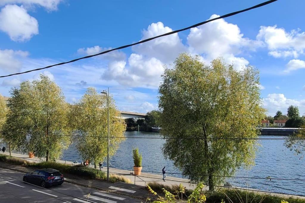 Studio Cosy Avec Vue Sur La Seine كونفلانز سانت أونورين المظهر الخارجي الصورة